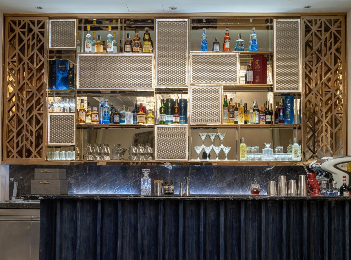 Admiral Hotel Manila - Mgallery Collection מראה חיצוני תמונה